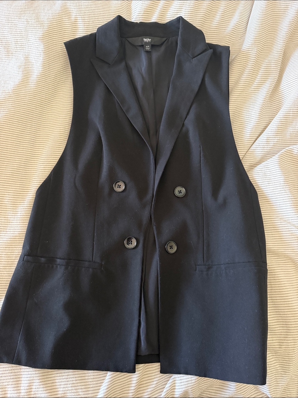 Mossino by Target 
Wellsley Black Double-Breasted Sleeveless Blazer Vest